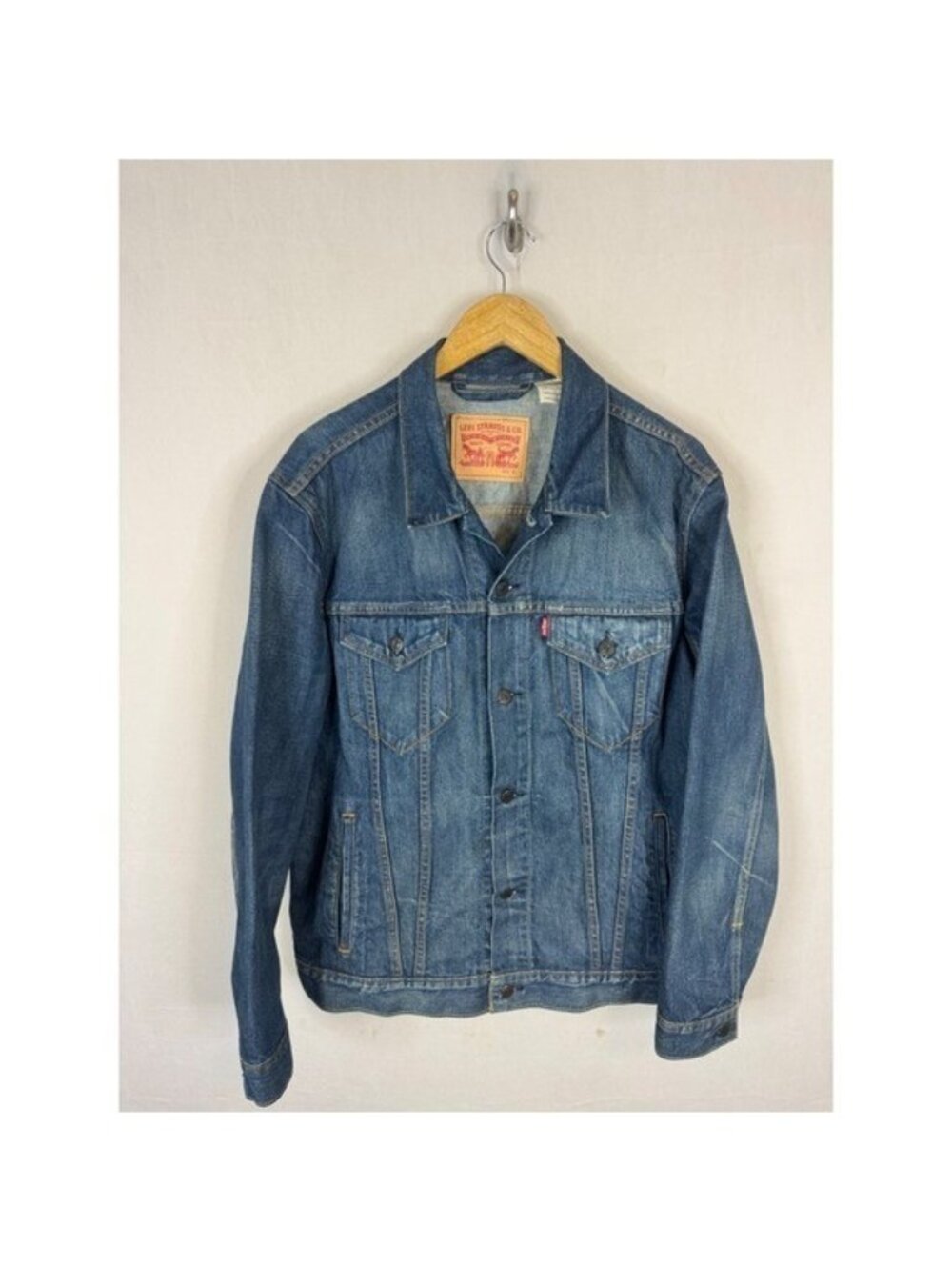 Levis Mens Trucker Denim Jacket Medium Wash Blue Cotton XL 72334-0134